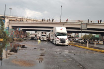 Cableado caído en la autopista México-Querétaro, Tepotzotlán