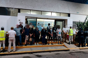 Detenidos, migrantes y bienes fueron puestos a disposición de las autoridades mientras continúan las investigaciones.