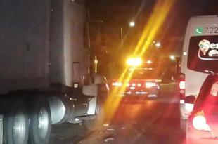 El accidente sucedió sobre la carretera Toluca-Tenango, en el municipio de San Antonio la Isla.