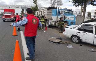 Al lugar acudieron paramédicos de Protección Civil de Toluca, quienes auxiliaron a los lesionados