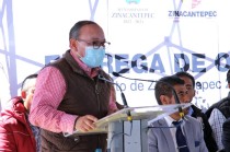 El alcalde visitó la Telesecundaria Oficial número 687, 15 de mayo ubicada en Loma de San Francisco, donde se benefició a la comunidad escolar con la construcción de una techumbre