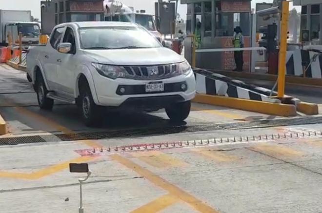 #Video: Poncharán llantas a quien no pague caseta en Circuito Exterior Mexiquense