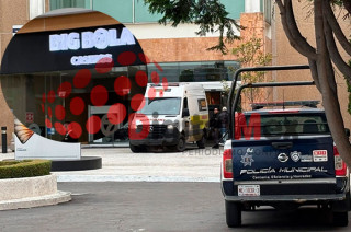 Elementos de la Policía Municipal acordonaron la zona.
