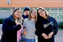 Además de cubrir todos los gastos académicos, las estancias cuentan con un seguro médico, un curso intensivo para aprender el idioma alemán y apoyo para trámites de visa.