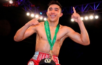 El mexicano "Rey" Martínez noquea al Británico Selby