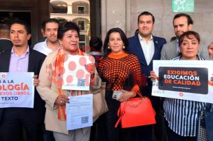 Organizaciones civiles presentaron más de 45 mil firmas ante el gobierno del Estado de México