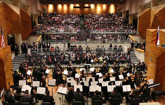 Poesía y música se funden en magno concierto de la OFiT