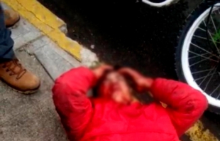 Golpiza a asaltante de transporte público en Tultepec