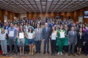 #Video: Reconoce #UAEMéx a alumnos con desempeño académico sobresaliente