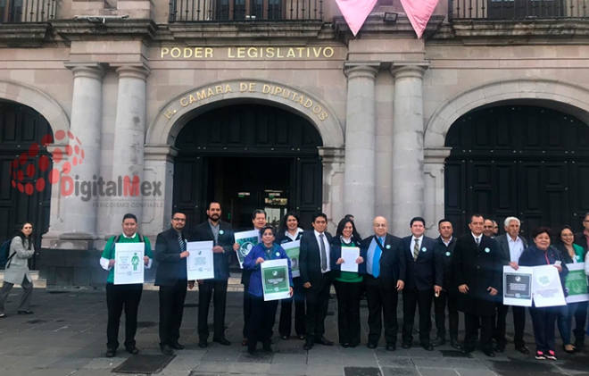 Ciudadanos y panistas reingresan a la Cámara de Diputados iniciativa en defensa de la vida
