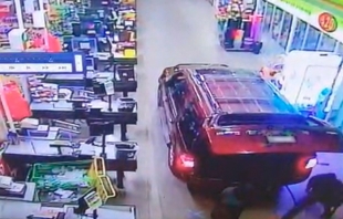 #Video: Comando intenta robar cajero dentro de tienda Aurrerá en #Acolman