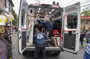 El incidente ocurrió mientras el joven realizaba labores de limpieza en el mecanismo de la máquina.