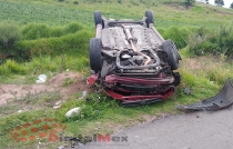 Choque entre taxi y coche deja varios lesionados en la Toluca-Almoloya