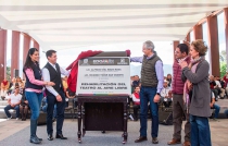 Entrega Alfredo del Mazo Teatro al Aire Libre en Valle de Bravo