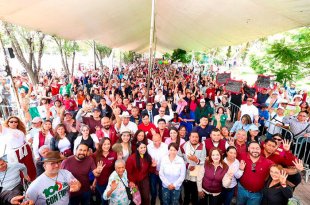 Ante cientos de familias reunidas en el Parque Hidalgo, Raciel Pérez Cruz llamó a mantener la unidad y defender la soberanía y los recursos estratégicos de México.