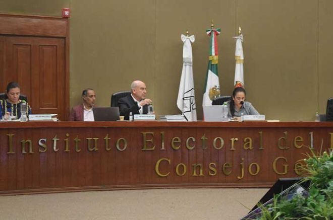 También fue avalada la creación de la Comisión Especial para el Voto de Mexiquenses que radiquen en el extranjero
