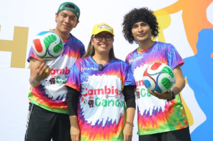 Azucena Cisneros encabezó la entrega de tarjetas y apoyos para juventudes en los campos de Guadalupe Victoria