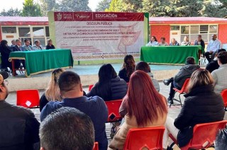 Las docentes sufrieron violencia laboral y hostigamiento sexual por parte del director de una secundaria técnica en Santa María Rayón, y además violencia institucional por parte de autoridades educativas.