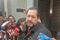 Francisco Vázquez anuncia donativo a damnificados