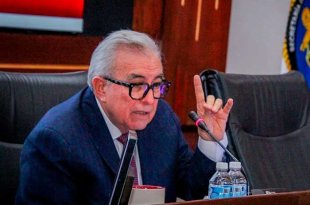 Reportes señalan la llegada de 2 mil militares mientras el gobernador pidió licencia indefinida.