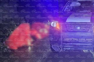 El cuerpo de María, de 55 años, quedó sobre la carretera a San Marcos, en Villa Victoria, tras ser atropellada por un conductor que huyó del lugar.