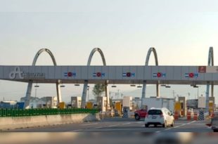 La situación ha generado un fuerte impacto en la movilidad de la zona, además del colapso de la carretera libre Toluca–Naucalpan.