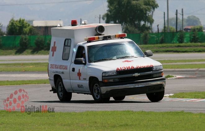 Chocan contra puente y mueren los dos