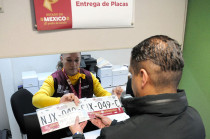 El programa incluye descuentos en tenencia, refrendo, reemplacamiento, agua y predial para apoyar la economía familiar.