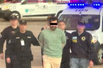 Fernando Farías Laguna fue trasladado de Argentina a México bajo custodia de autoridades mexicanas para enfrentar el proceso penal en su contra.