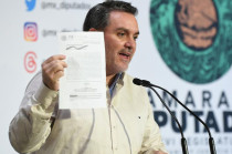El diputado federal del PAN, Federico Döring, informó que presentó una denuncia ante la Fiscalía General de la República (FGR) contra diversos militantes de Morena.