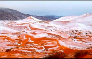 Cae nieve en el desierto del Sahara