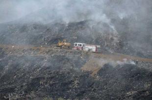 Los trabajoas han permitido extinguir en un 55 por ciento el incendio.