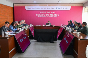 La gobernadora Delfina Gómez Álvarez encabeza la Mesa de Paz en Nezahualcóyotl.