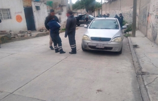 Ejecutan a un hombre y lo abandonan dentro de un auto en #Los ReyesLaPaz