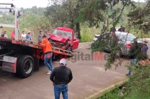 Se investiga quién de los automovilistas invadió el carril contrario luego de tomar una curva