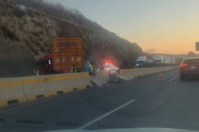 El conductor murió tras recibir múltiples disparos. 