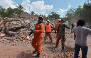 436 fallecidos por el terremoto en una isla de Indonesia