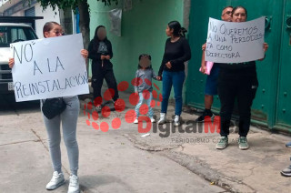 También señaló a la supervisora Silvia Tinajero Gutiérrez por omitir su responsabilidad en el proceso de reinstalación