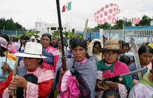 Migración transforma roles de hombres y mujeres mazahuas