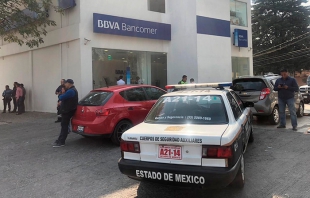 Asalto a banco en Tlalnepantla deja un muerto y un herido