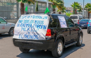 Salen a la calle a reconocer la labor de los médicos en #Chimalhuacán