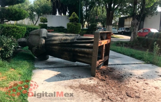 Derriban monumento a José Antonio Alzate en Toluca
