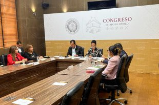 Diputados del Congreso del Estado de México aprobaron en comisiones una reforma para promover el uso responsable de celulares y tabletas entre menores de edad.