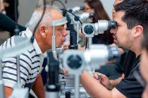 Durante la jornada oftalmológica del DIF Coacalco, 903 pacientes fueron valorados para determinar si son candidatos a las cirugías gratuitas de cataratas programadas del 4 al 9 de noviembre.