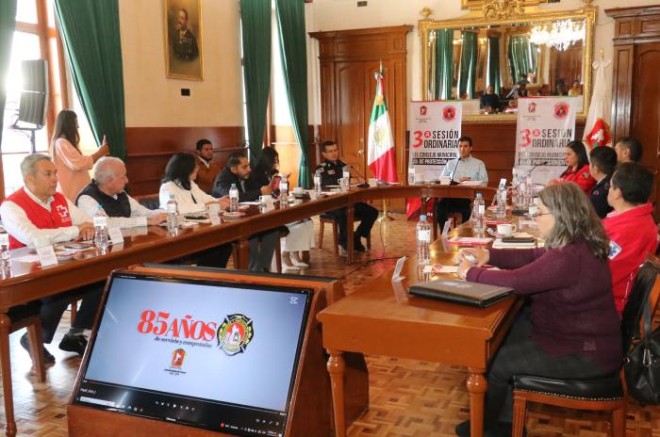 Maccise Naime, refirió que el Atlas Municipal de Riesgos 2024 parte de un diagnóstico, pues saber a qué riesgos estamos expuestos es el primer paso para estar preparados.