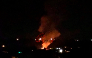Incendio consume domicilio en Zinacantepec; bomberos nunca llegaron