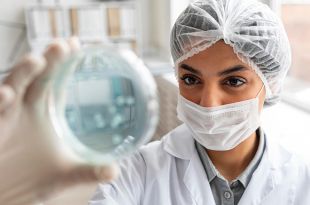 México busca potenciar el talento femenino en la ciencia para enfrentar desafíos globales.