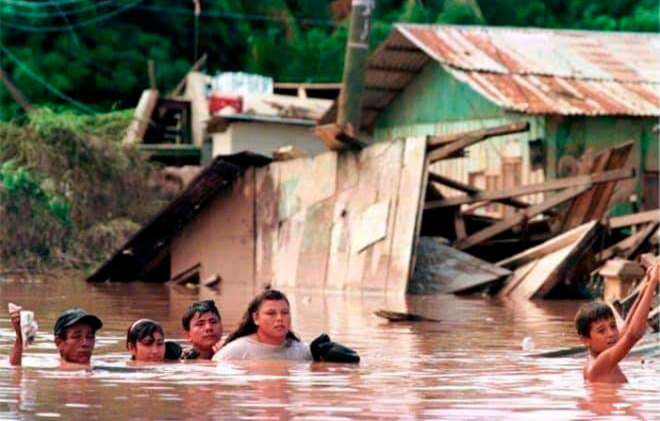 Aunque ya se había degradado a categoría dos, en la madrugada de este jueves se debilito a tormenta tropical