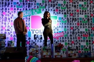 Presidenta del DIF Toluca paga quincenas atrasadas de la pasada administración