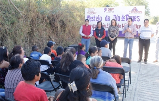 #Tejupilco: Anthony Domínguez inaugura pavimentación en Santa Rosa
